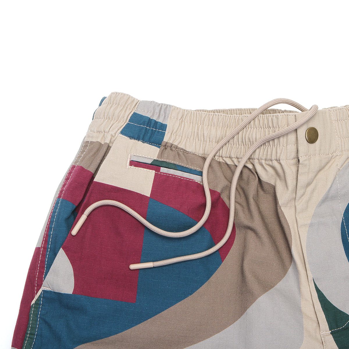 by Parra - The Wall Camo Shorts
Color : Sand