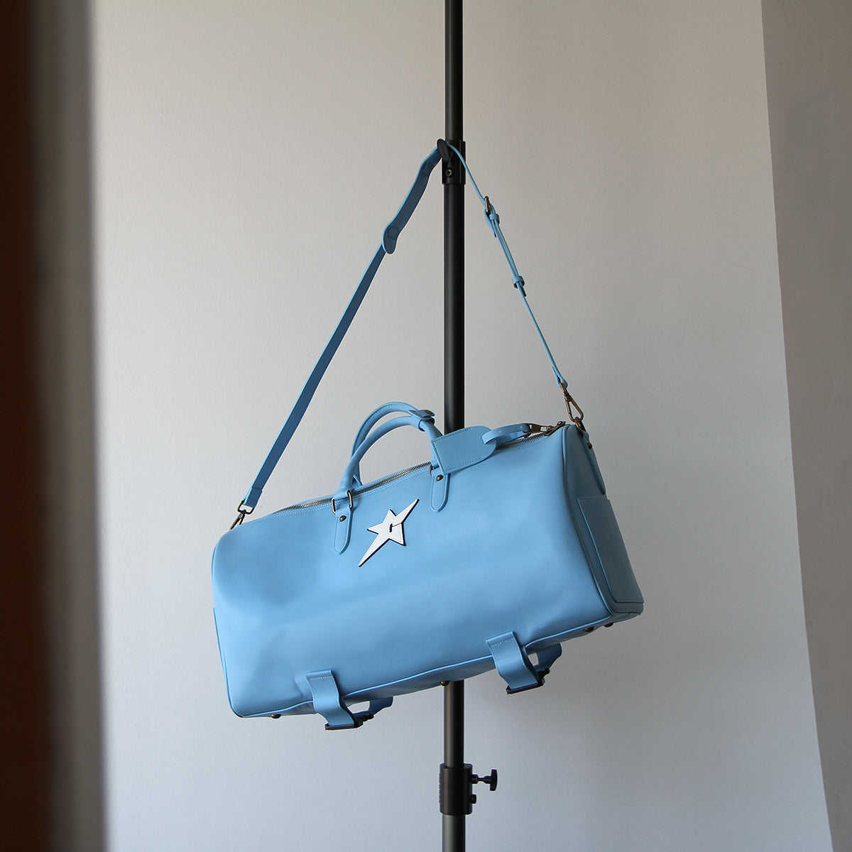Carpet Company - C-Star Duffel Bag
Color : Blue
