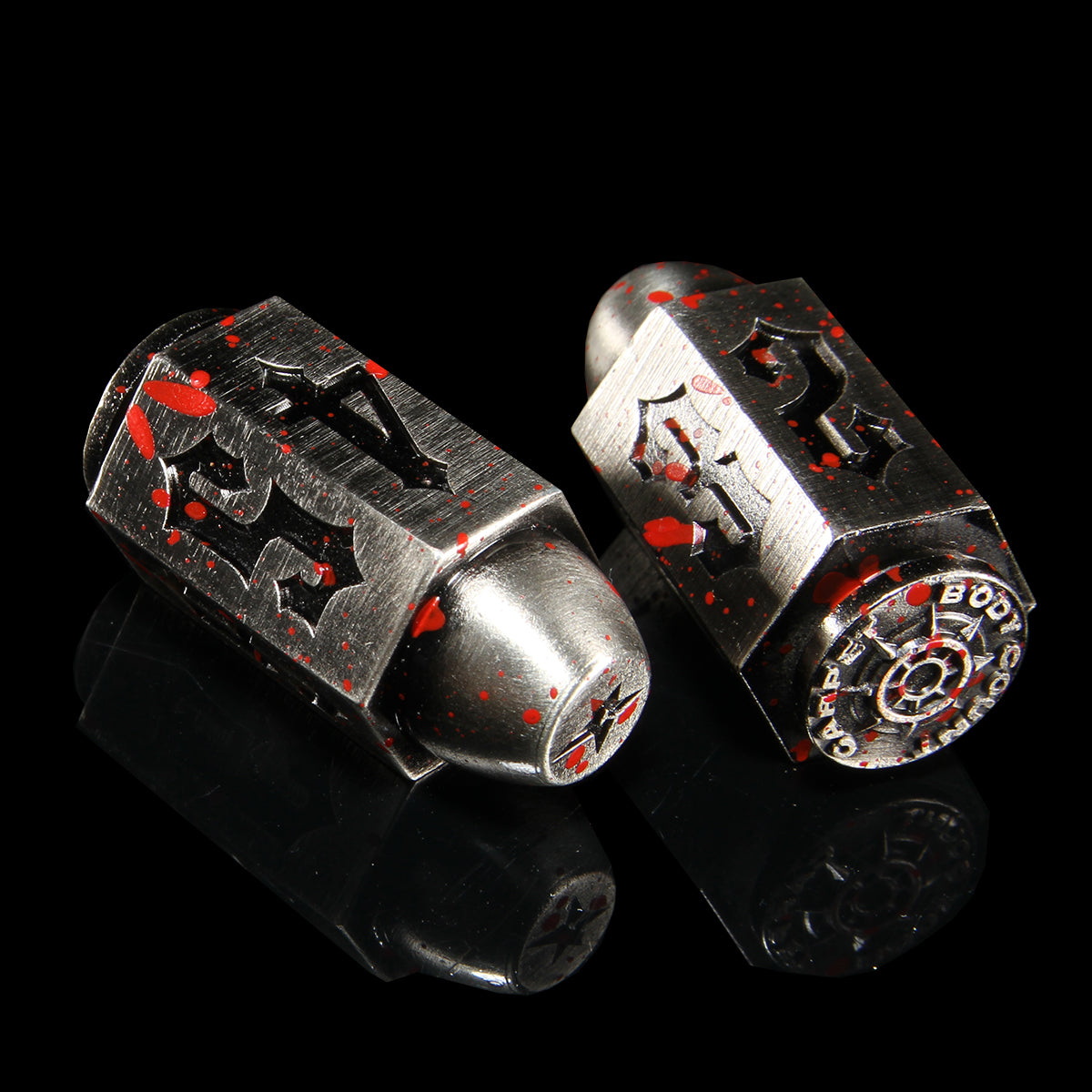 Carpet Company - Body Count Bullet Dice
Color : Polished Silver