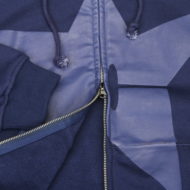 Carpet Company - Puff Print Zip Hoodie
Color : Navy