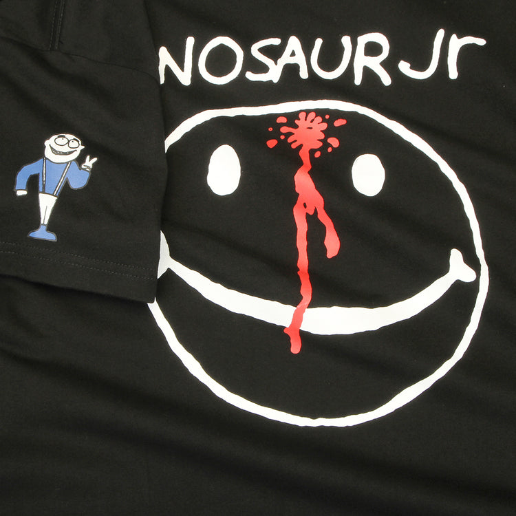 Carpet Company - Dinosaur Jr. Smiley T-Shirt
Color : Black