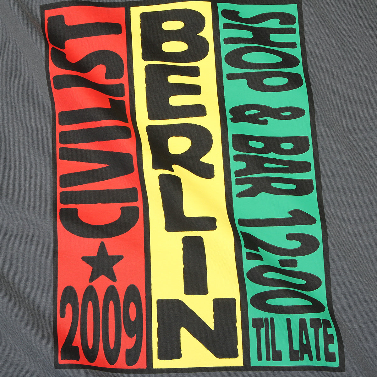 Civilist - Shop &amp; Bar T-Shirt
Color : Pepper