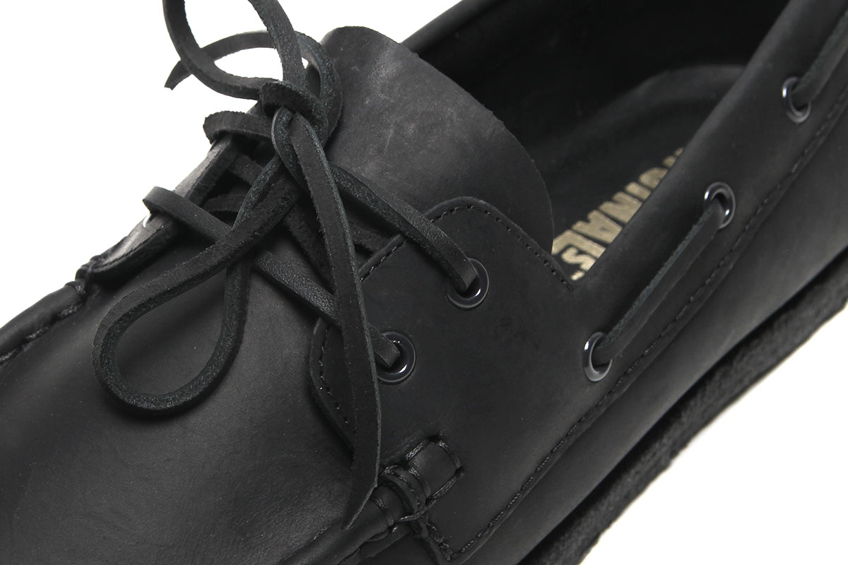 Clarks Originals - Godney Boat
Style # 26186541
Color : Black