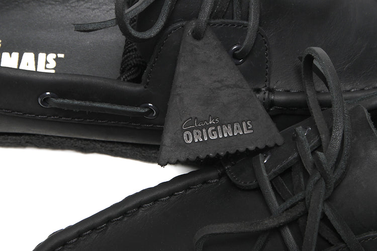 Clarks Originals - Godney Boat
Style # 26186541
Color : Black
