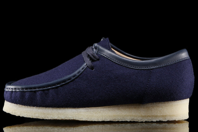 Clarks wallabees navy online