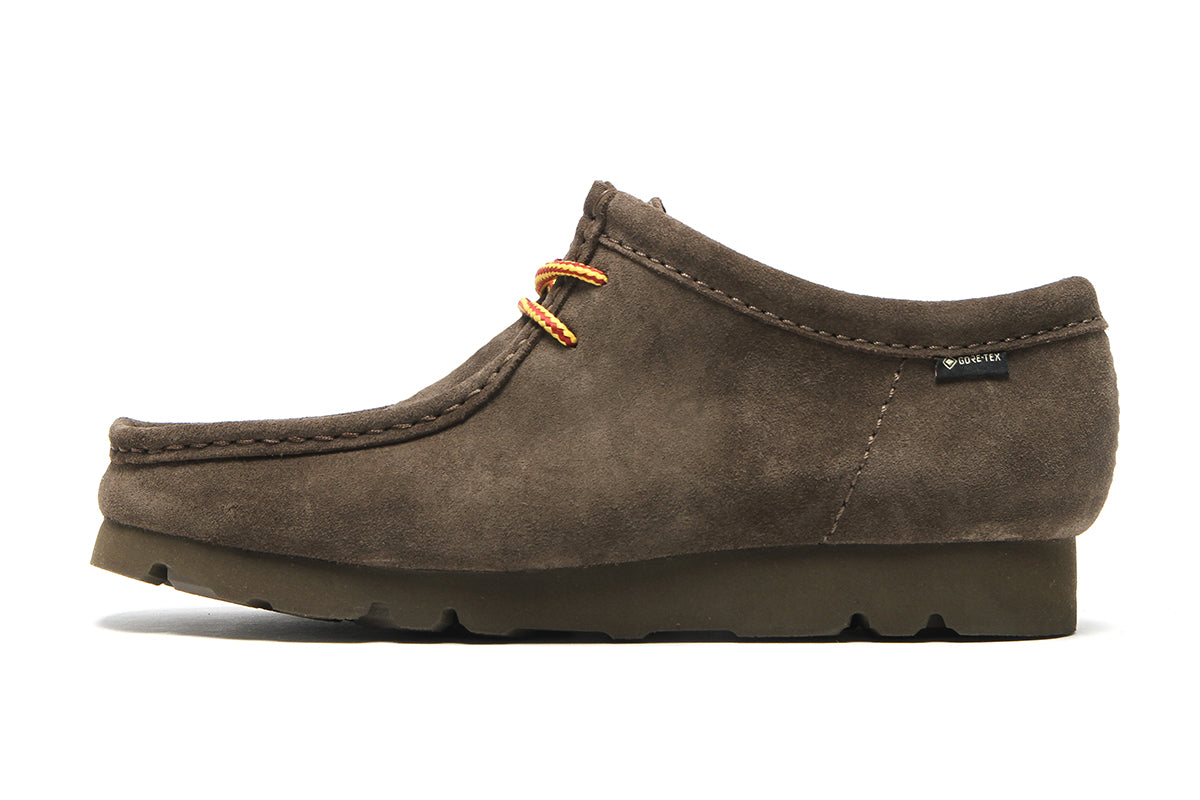 Clarks Originals - Wallabee Gore-Tex
Style # 26329289
Color : Dark Olive