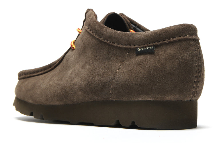 Clarks Originals - Wallabee Gore-Tex
Style # 26329289
Color : Dark Olive