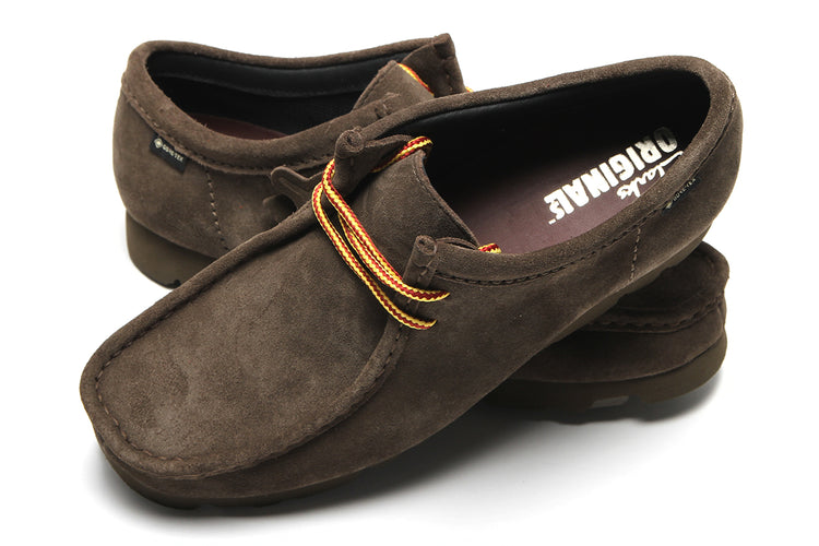 Clarks Originals - Wallabee Gore-Tex
Style # 26329289
Color : Dark Olive