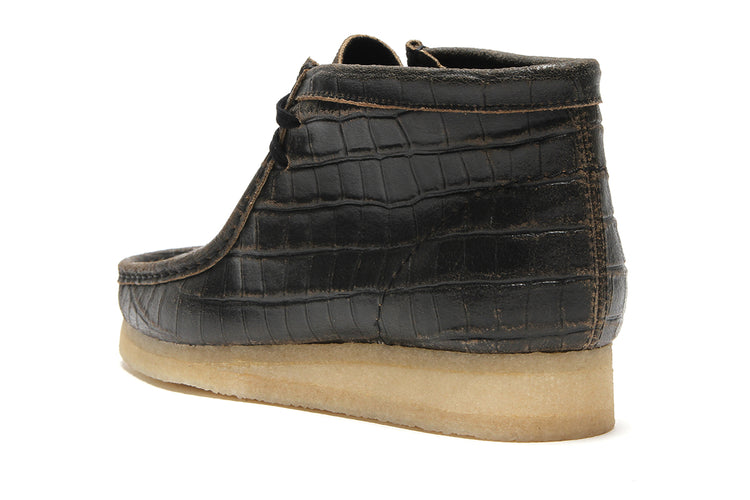 Clarks Originals | Women's Wallabee Boot Black Distressed