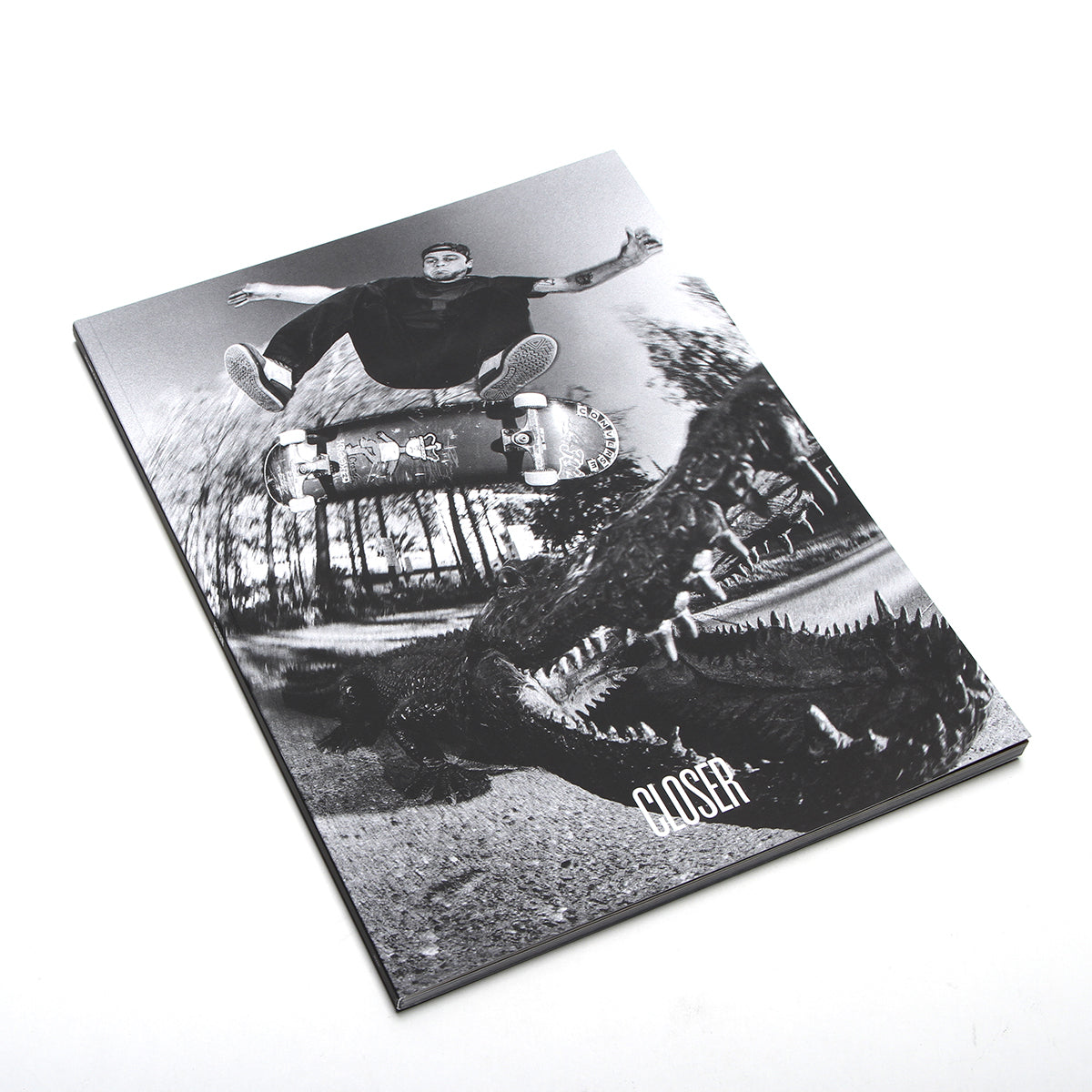 Closer Skateboarding Magazine - Vol. 4.2 - Issue #14