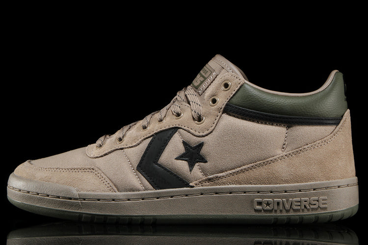 Converse - Fastbreak Pro Mid
Style # A12930C
Color : Vintage Cargo / Utility / Black