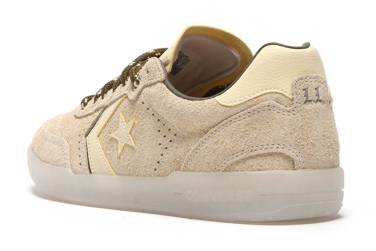 Converse - Louie Lopez Pro 2 Ox
Style # A20020C
Color : Golden View / Straw Yellow