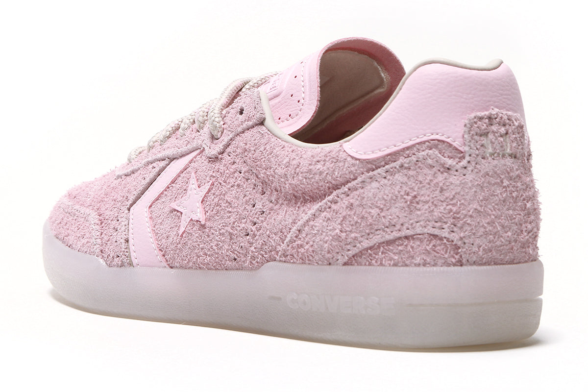 Converse - Louie Lopez Pro 2 Ox
Style # A20019C
Color : New Found Bloom / Classic Ecru