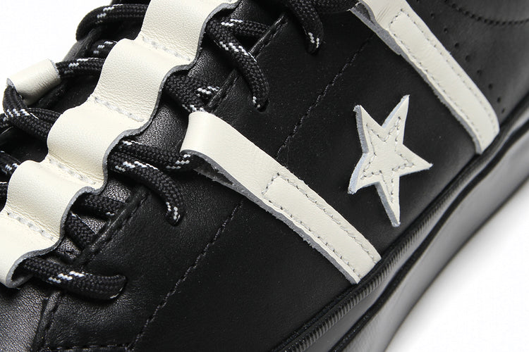 Converse | One Star Academy Pro Ox x Bobby
Style # A12139C