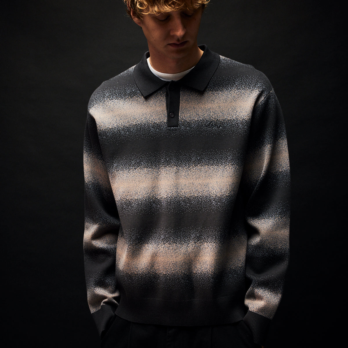Dime - Striped Rugby Knit
Color : Charcoal Multi