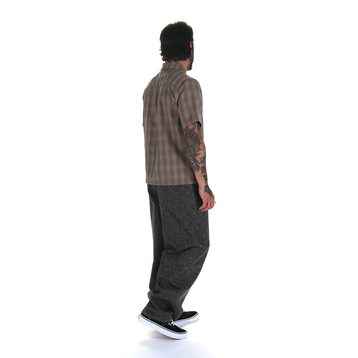 Dime - Plaid Button Up Shirt
Color : Brown