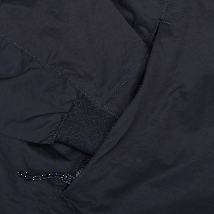 Dime - Crinkled Tech Windbreaker
Color : Dark Navy