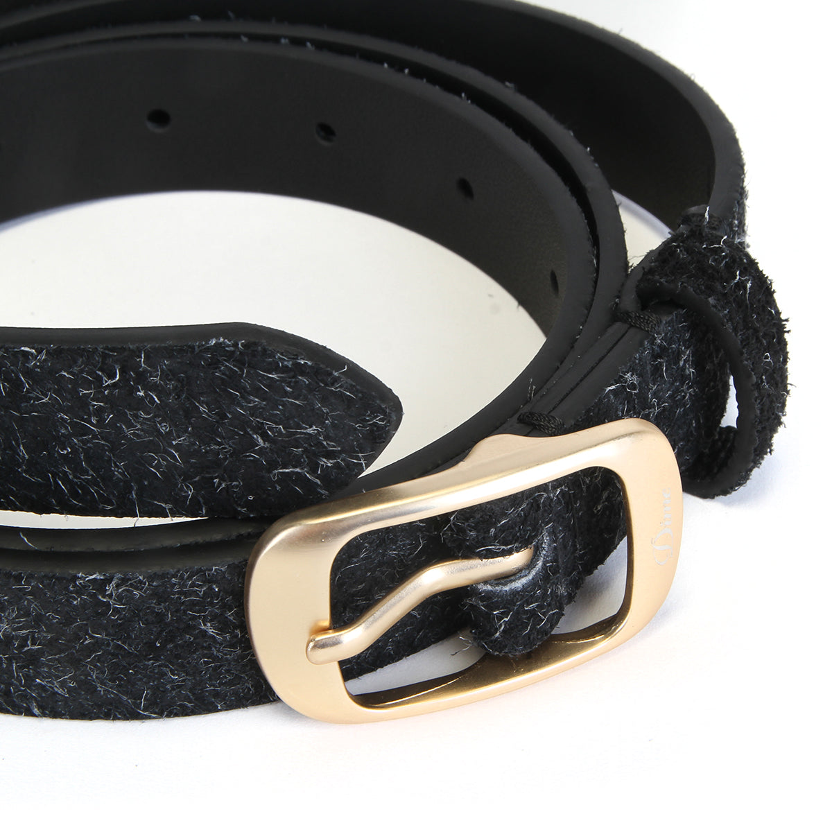 Dime - Dress Leather Belt
Color : Shaggy Black