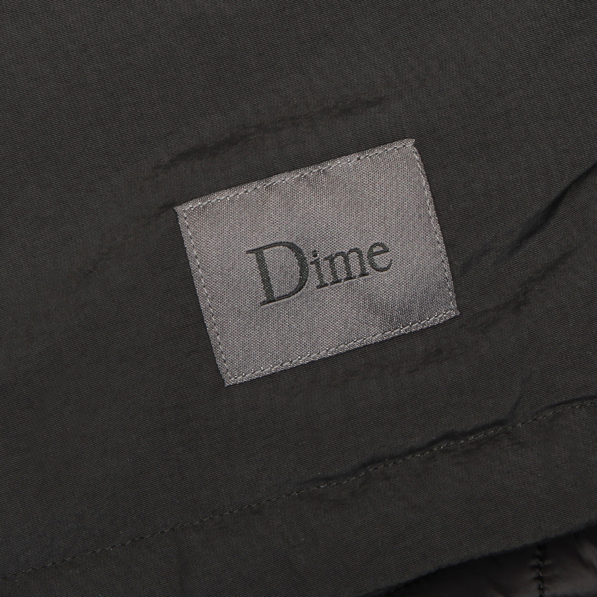 Dime - Reversible Vest
Color : Black