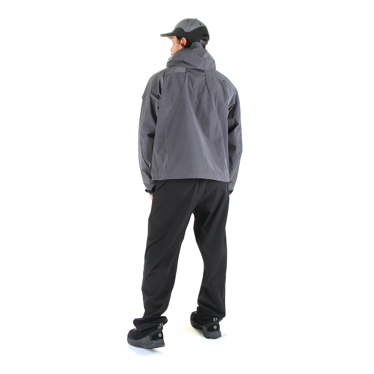 Dime - Taffeta Windbreaker
Color : Storm
