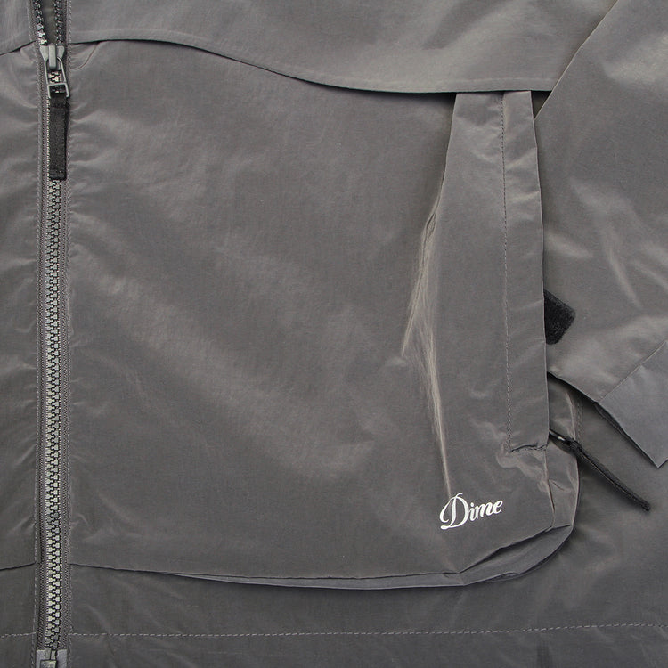 Dime - Taffeta Windbreaker
Color : Storm