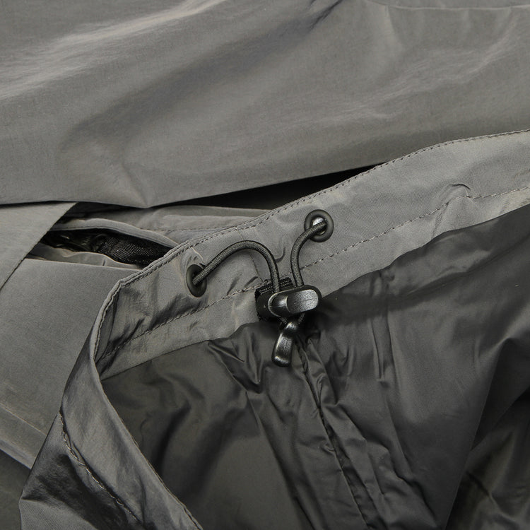 Dime - Taffeta Windbreaker
Color : Storm