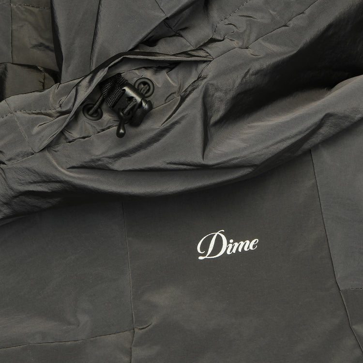 Dime - Taffeta Windbreaker
Color : Storm