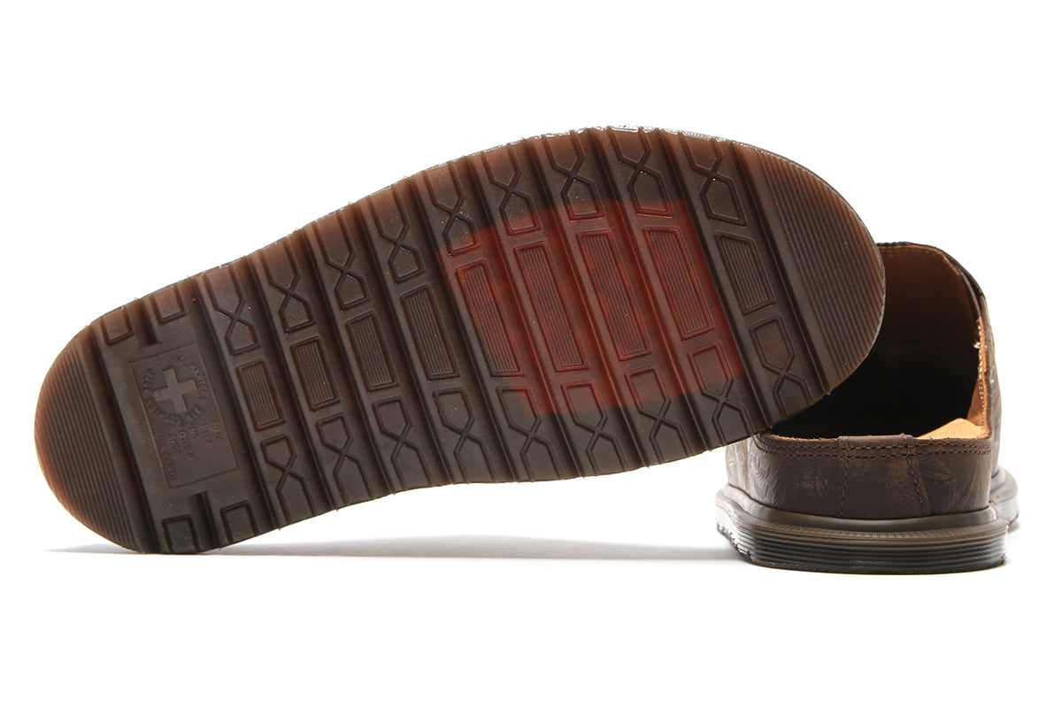 Dr. Martens - San Mule
Style # 43606200
Color : Dark Brown Floral