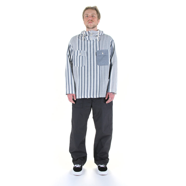 Engineered Garments - Cagoule Shirt
Style # 26S1A010
Color : Blue / White