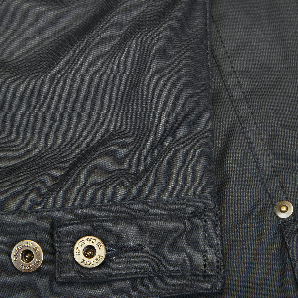 Filson - Insulated Short Cruiser Jacket
Style # F1420299336
Color : Harbor Blue