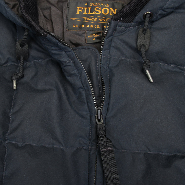 Filson - Waxed Down Jacket
Style # F1420299979
Color : Night Sky