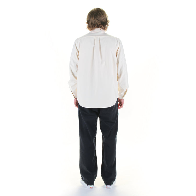 Gramicci - Classic Oxford Thermolite Shirt
Style # G6FM-J033

Gramicci - Gramicci Pant 'Straight Fit'
Style # G116-OGT
Color : Double Navy
Color : Ivory Pigment