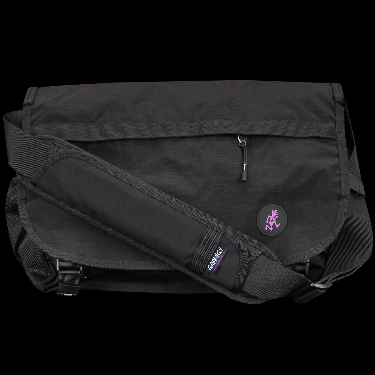 Gramicci - Messenger Bag
Color : Black
