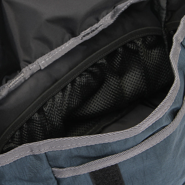 Gramicci - Multi Side Bag
Color : Navy