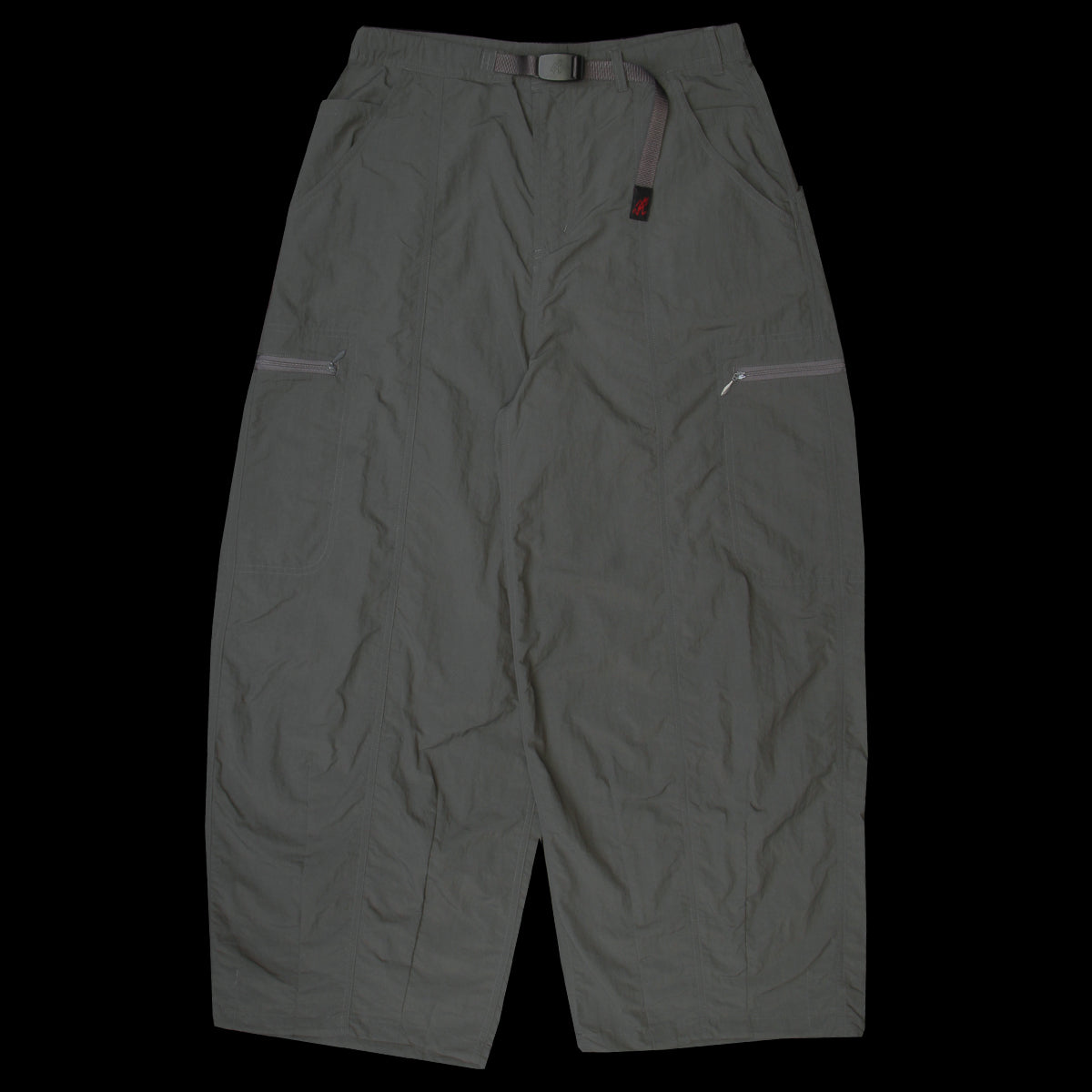 Gramicci - Women's Nylon Balloon Pant
Style # G5FW-P143
Color : Carbon
