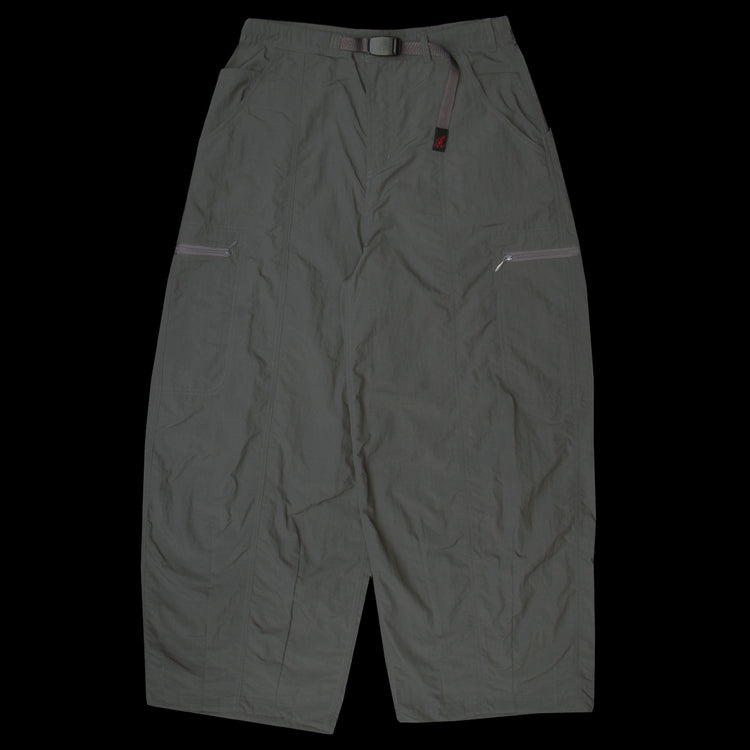 Gramicci - Women's Nylon Balloon Pant
Style # G5FW-P143
Color : Carbon