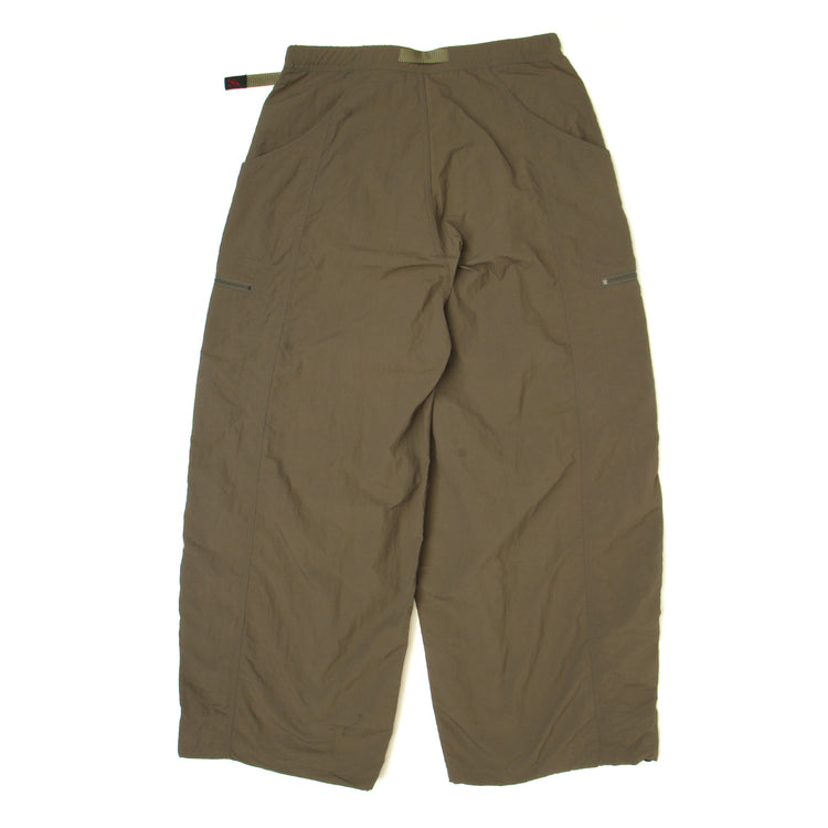 Gramicci - Women's Nylon Balloon Pant
Style # G5FW-P143
Color : Burnt Olive