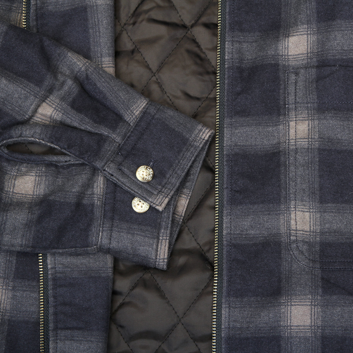 Gramicci - Zip-Up Insulated Flannel Shirt
Style # G6FM-J052
Color : Navy Shadow Plaid