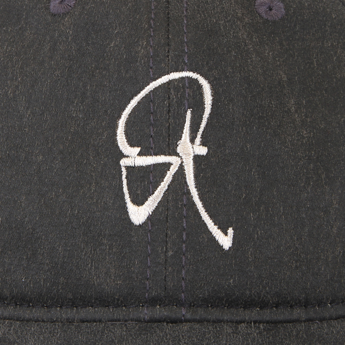 Guestroom - Nico Hat
Color : Black