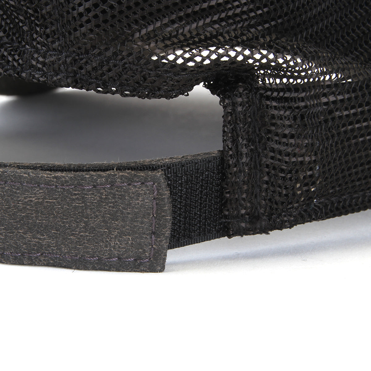 Guestroom - Nico Hat
Color : Black