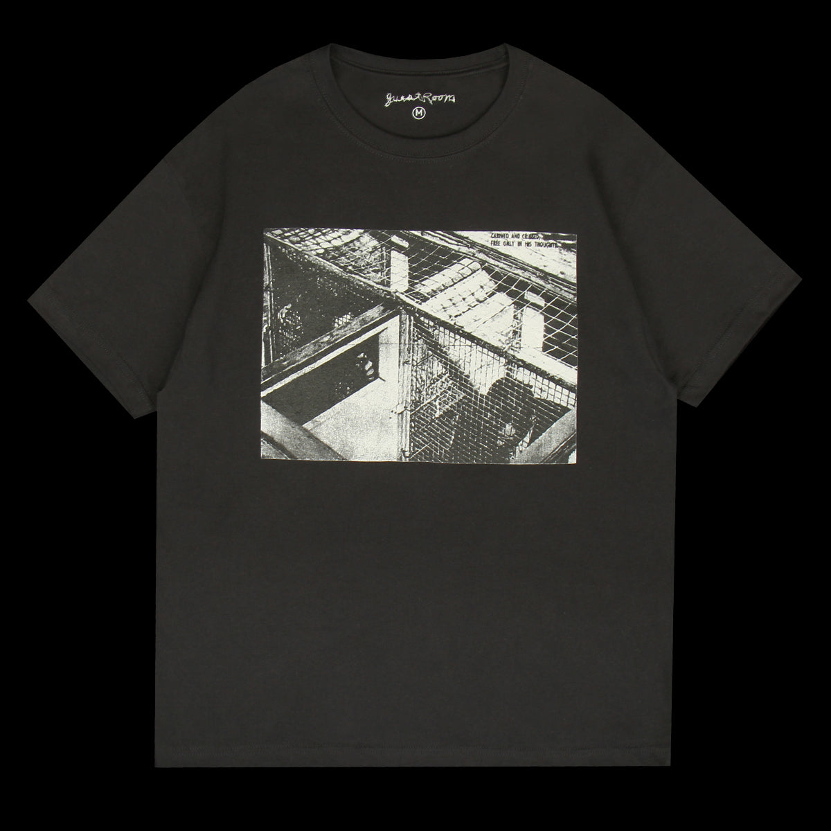 Guestroom - Peeling T-Shirt
Color : Black