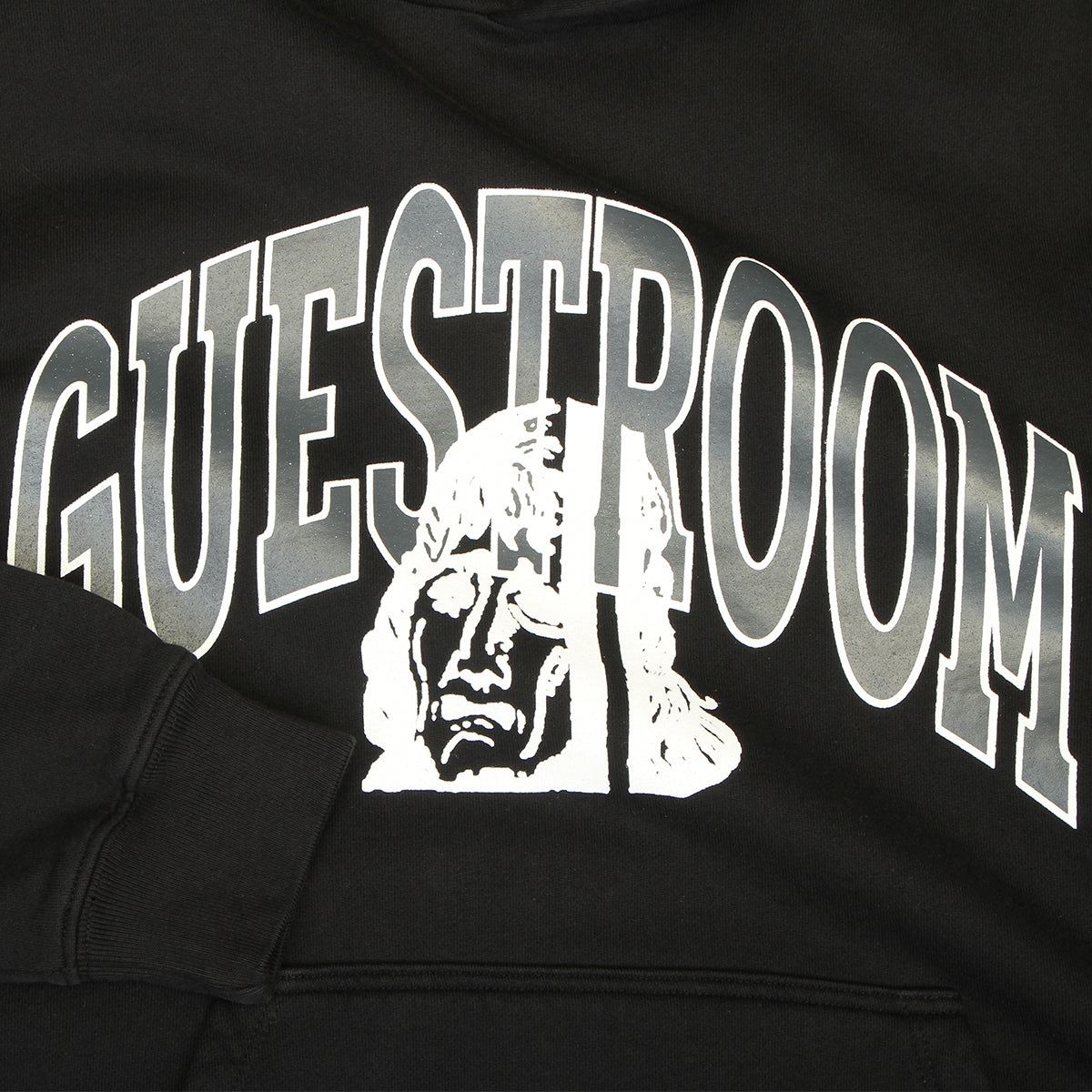 Guestroom - Raider Hoodie
Color : Black