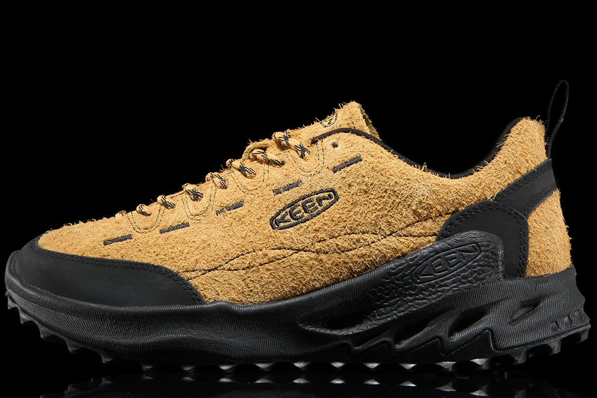 Keen - Jasper Zionic
Style # 1031793
Color : Oak Buff / Black
