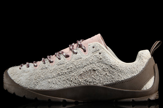 Keen - Women's Jasper
Style # 1032946
Color : Birch / Cameo Rose
