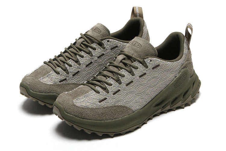 Keen - Jasper Zionic x 18 East
Style # 1032363
Color : Abbey Stone / Merm