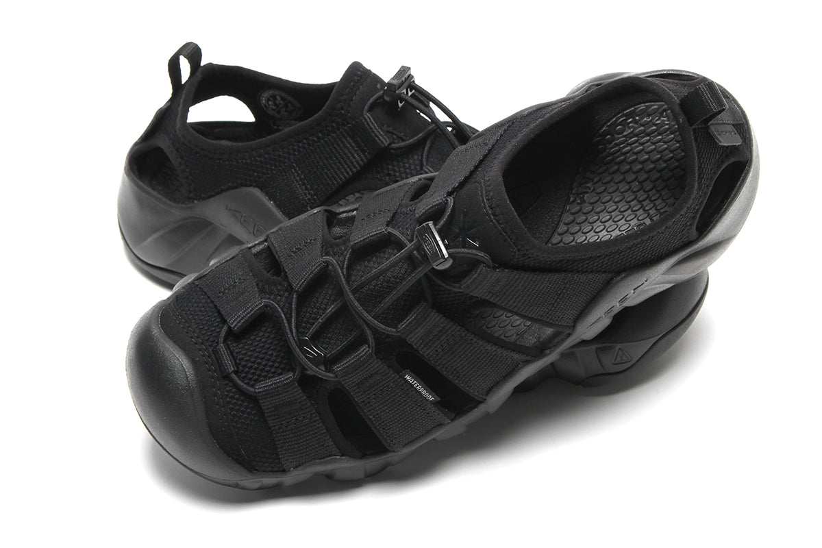 Keen - Hyperport H2
Style # 1031744
Color : Triple Black