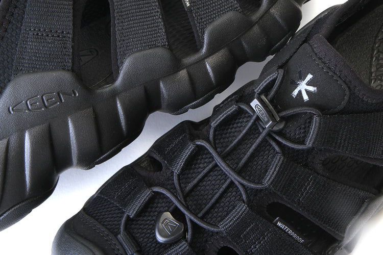 Keen - Hyperport H2
Style # 1031744
Color : Triple Black