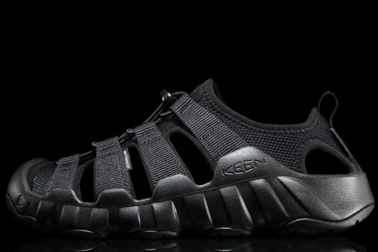 Keen - Hyperport H2
Style # 1031744
Color : Triple Black