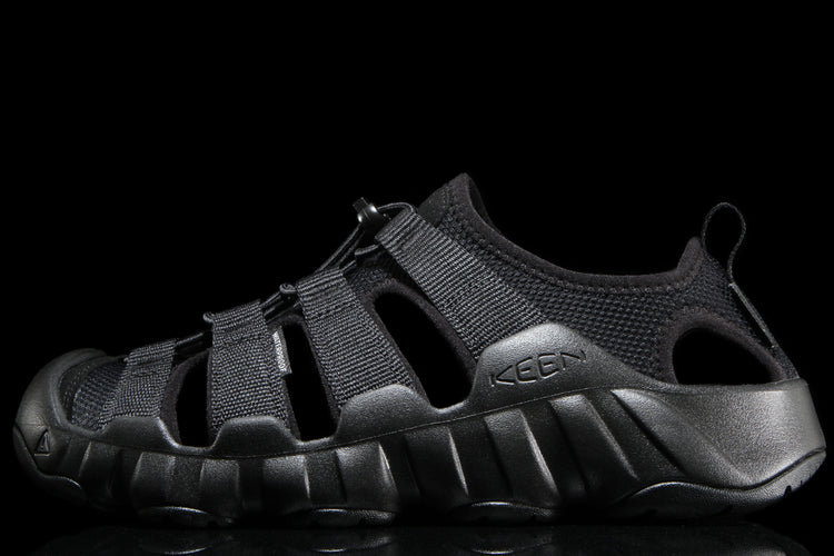 Keen - Hyperport H2
Style # 1031744
Color : Triple Black