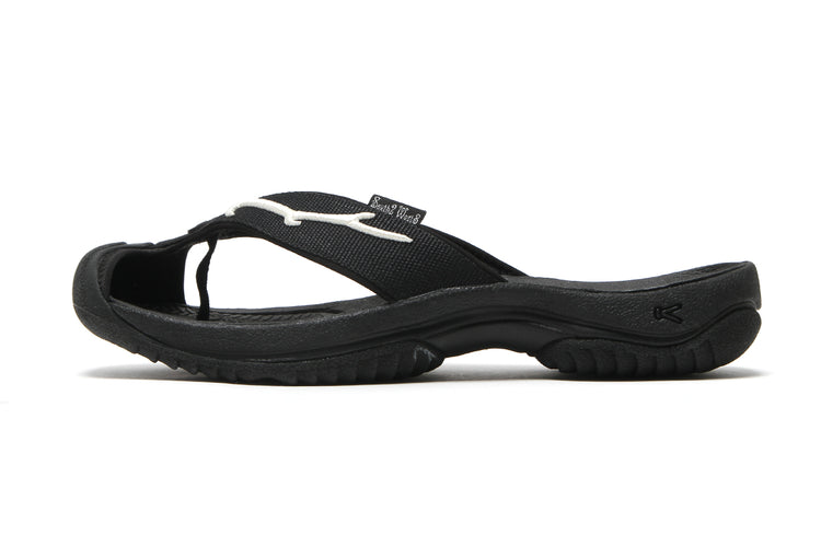 Keen - Waimea x South2 West8
Style # 1026004
Color : Black